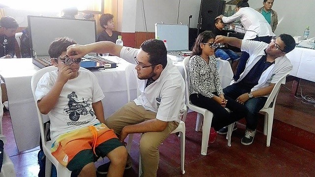 Más de mil niños, mujeres y ancianos serán beneficiados con lentes a su medida en Chimbote