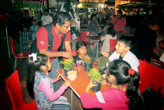 Chimbote: Rotaract realiza festival para inculcar cuidado de plantas