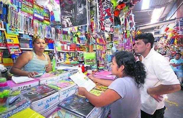Ponen en marcha en Chimbote la campaña “Útiles Escolares Saludables 2018”