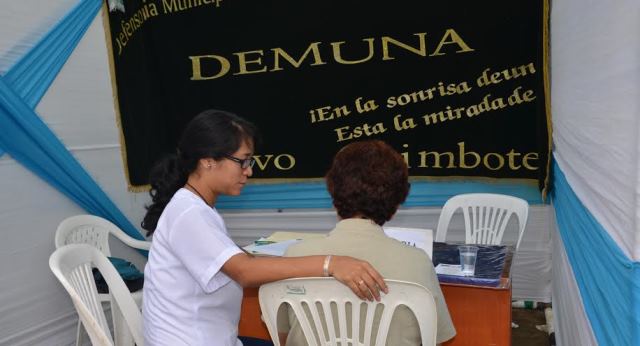  Vecinos de Las Brisas y Tres de Octubre recibieron atención médica y asesoría legal 