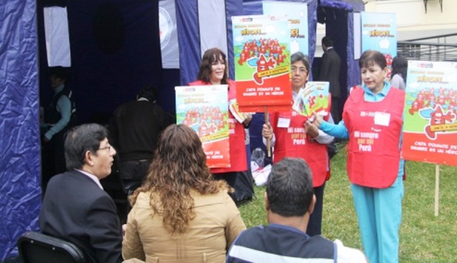 Perú  requiere 600 mil unidades de sangre donadas al año