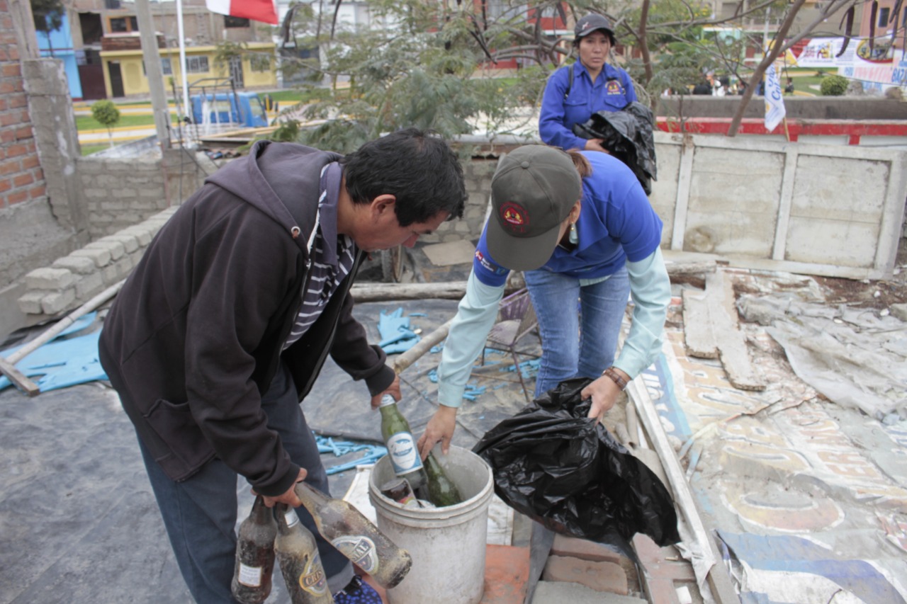 Municipalidad  inicia campaña “Techo limpio” en zonas críticas de Chimbote