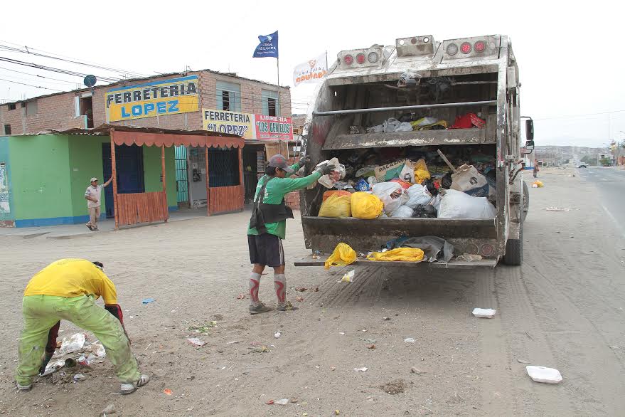 Nuevo Chimbote: solicitan a comuna provincial apoyo para limpieza de pueblos en las 308 has