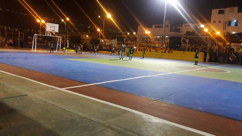 Campo deportivo en El Acero fue reabierto tras mejoras en infraestructura