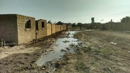 Entregan ayuda a familias damnificadas por desborde de canal en La Unión