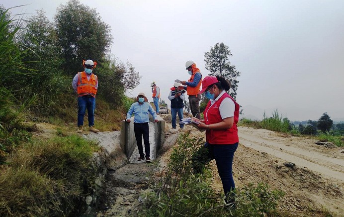 Chimbote: advierten incumplimiento de plazo y trabajos sin terminar en canal de regadío