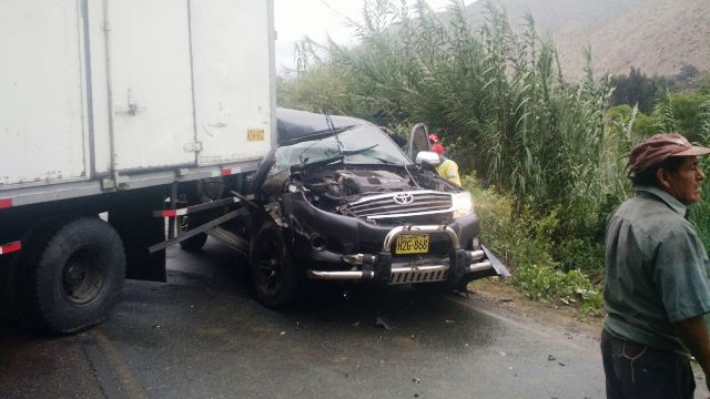 Candidato de Fuerza Popular sufre grave accidente en carretera Casma-Pariacoto