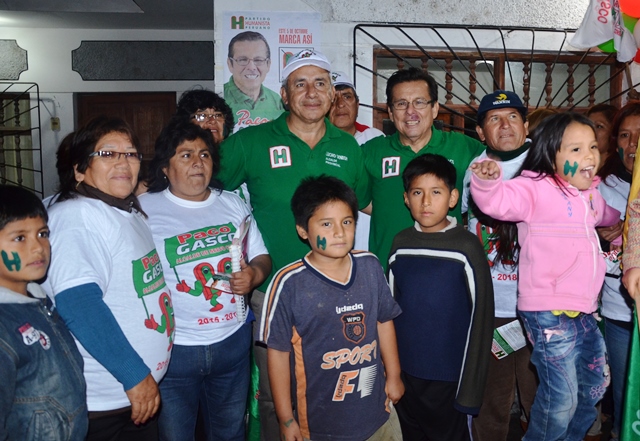 Candidato de Partido Humanista inaugura 14 bases en Villa María y Primero de Mayo