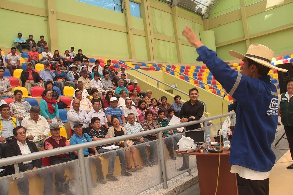 Nuevo Chimbote: más de 200 agricultores son capacitados en uso de riego tecnificado en sembríos industriales