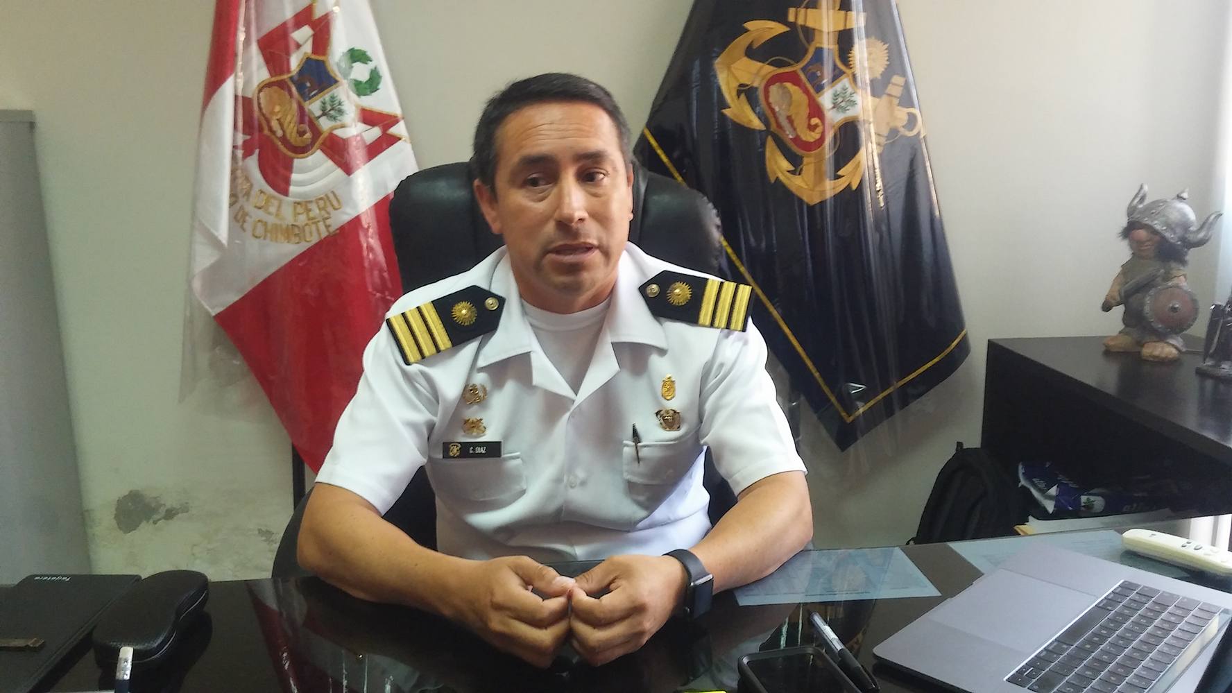 Chimbote: esperan equipos de buceo adecuados para rescatar a pescadores desaparecidos en el mar