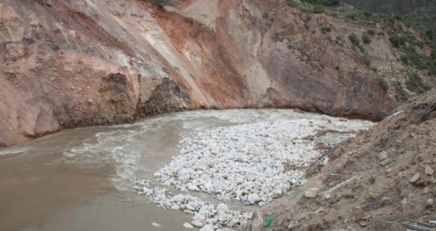 Áncash : decretan estado de emergencia en distrito de Caraz por huaicos