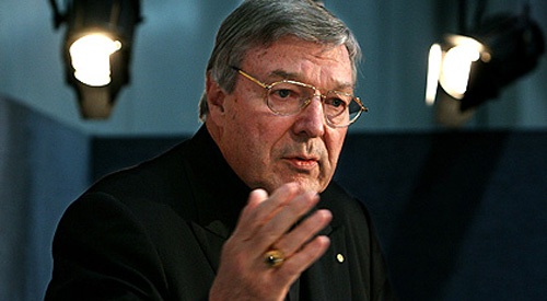 Laicos con experiencia profesional podrían ocupar cargos en la Curia Romana