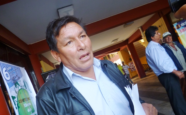  Trabajadores del sector público retomarán huelga indefinida mañana