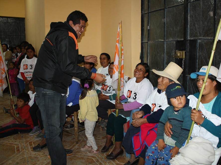 Candidato Carlos Domínguez promete legislar para comunidades rurales de Áncash