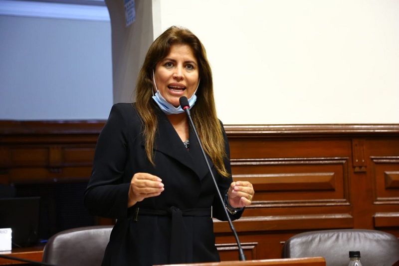 Carmen Omonte: “APP no apoyará moción para salida del jefe de Estado”