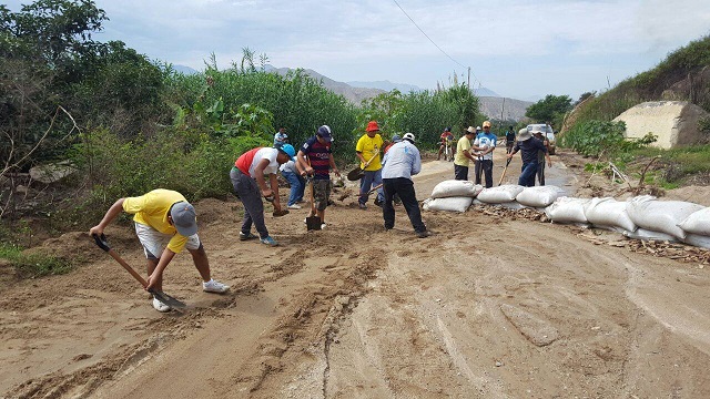 Hay 36 caseríos aislados en Jimbe, viviendas y canales destruidos por huaycos y lluvias torrenciales