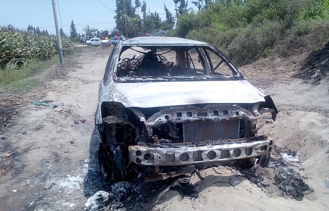 Golpean a hijo de gerente de empresa de transporte 42A e incendian su vehículo en Chimbote