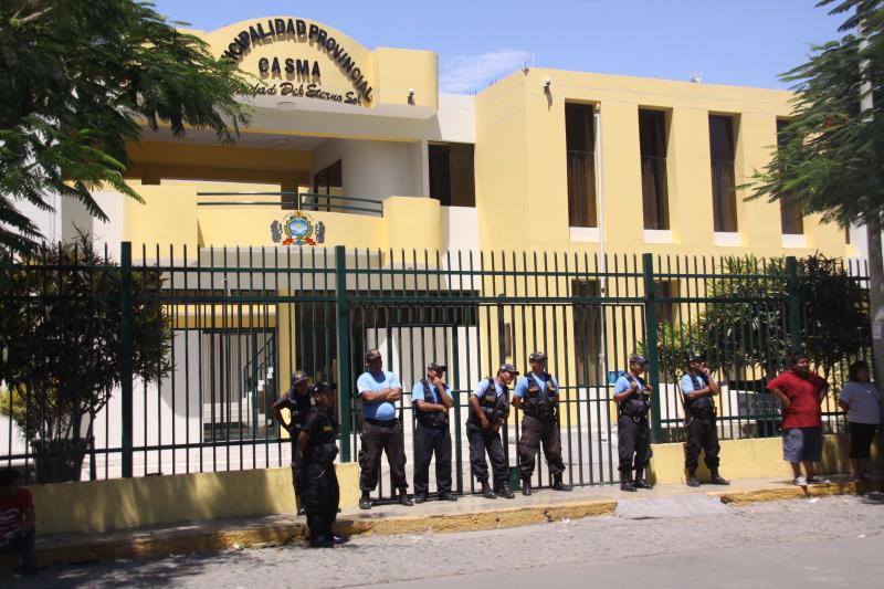 Falla en tablero interno ocasionó corte de luz en sede municipal en Casma