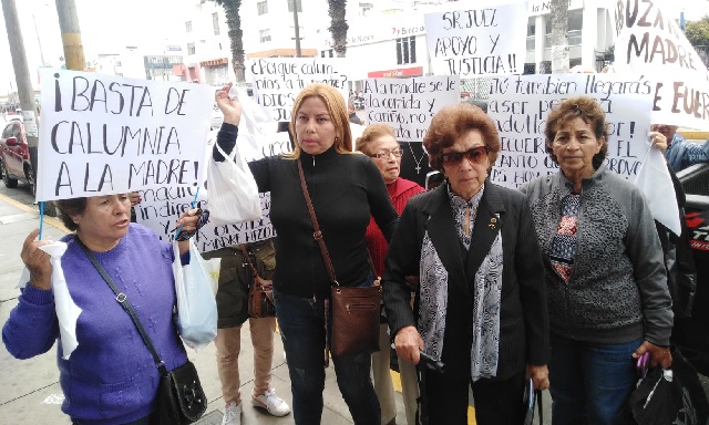 Presidente del Club de Leones de Chimbote demanda por violencia psicológica a su propia madre de 80 años