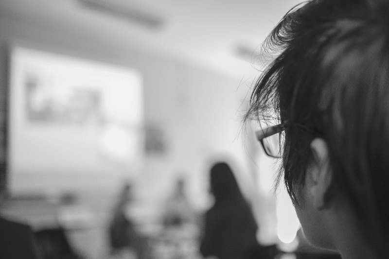 Un día gris en el aula: recordando la injusticia del caso Santa