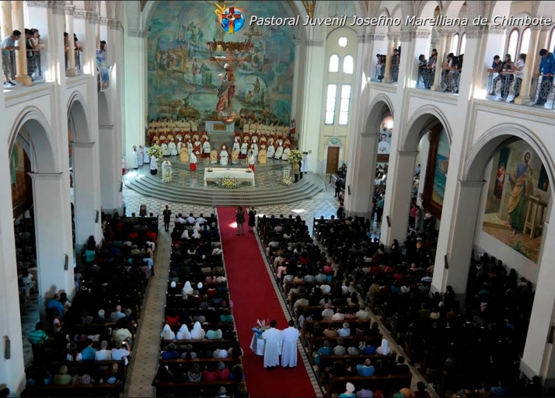 Catedral de la Diócesis de Chimbote celebra décimo aniversario