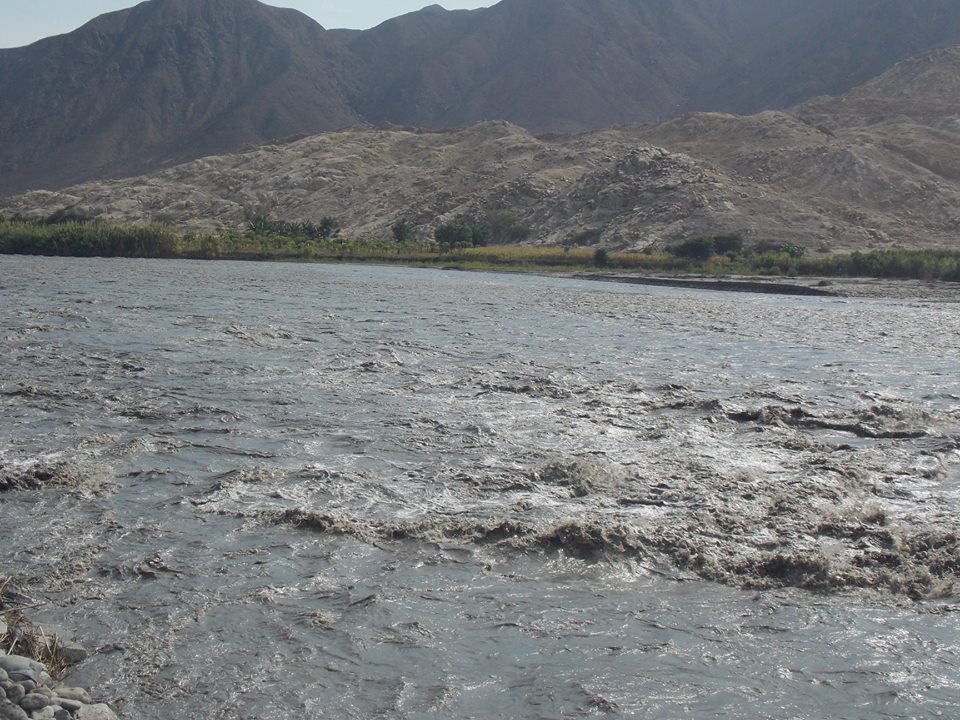 Esperan disminución de caudal del río Santa para retomar trabajos de descolmatación