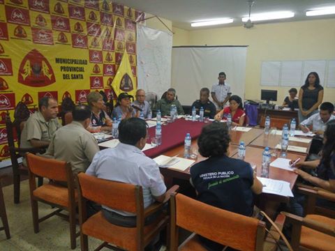 Centro de Operaciones de Emergencia Local sigue trabajando con presencia de ministra Pérez Tello