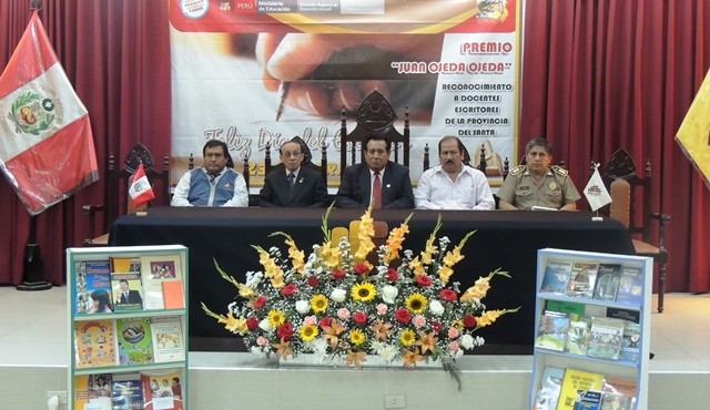 Docentes escritores de la provincia del Santa  reciben premio “Juan Ojeda”
