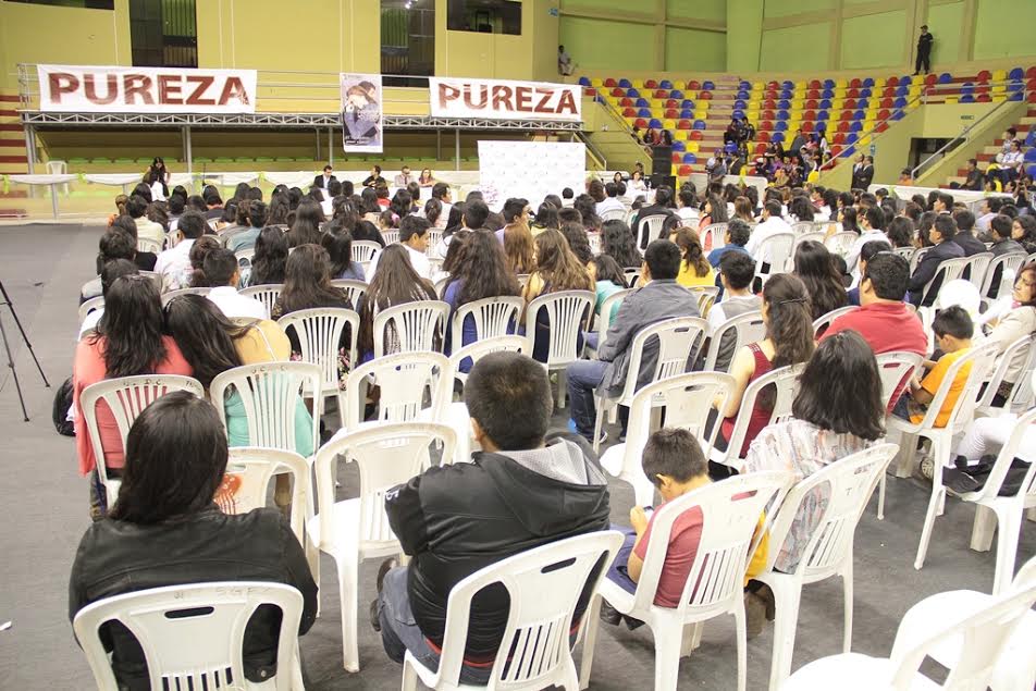 Municipalidad de Nuevo Chimbote realizó ceremonia "Pacto de pureza" pese a cuestionamientos