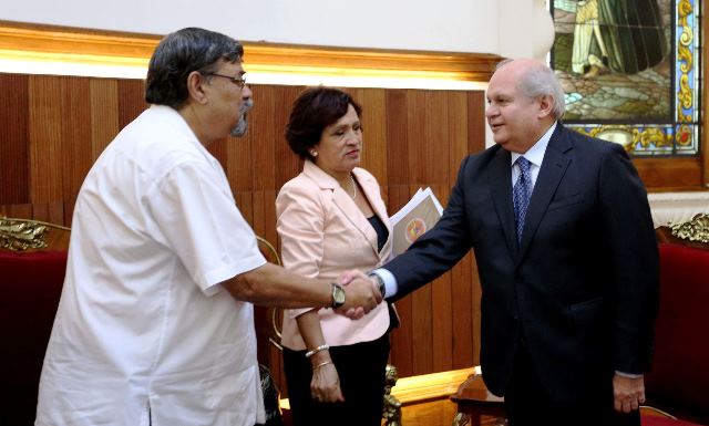 CGTP se reúne con premier y le pide apoyar incremento de sueldo mínimo vital