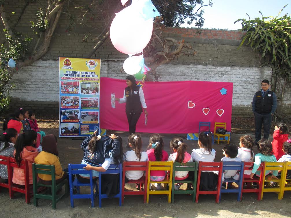 Niños de colegio “Pedro Paulet”  recibieron charlas sobre seguridad