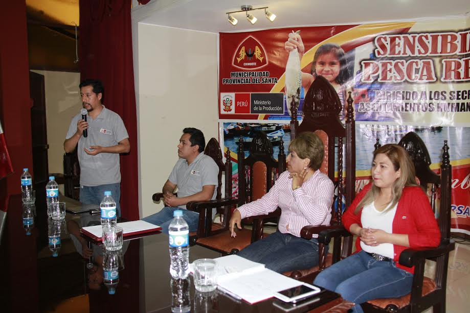 Chimbote: realizan charlas de sensibilización acerca de pesca responsable