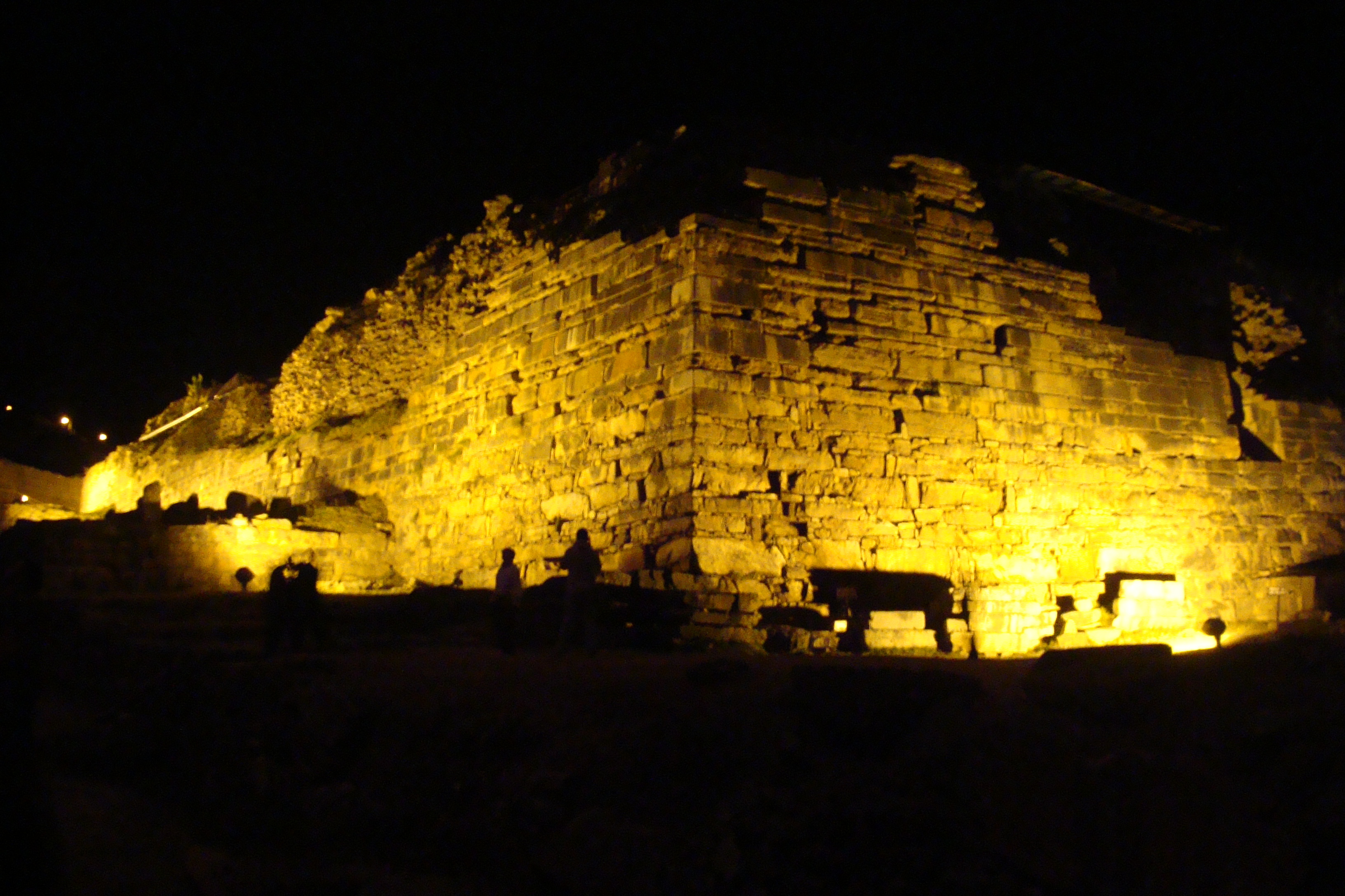 Áncash: Complejo Chavín de Huántar es considerado  uno de los principales sitios turísticos del país