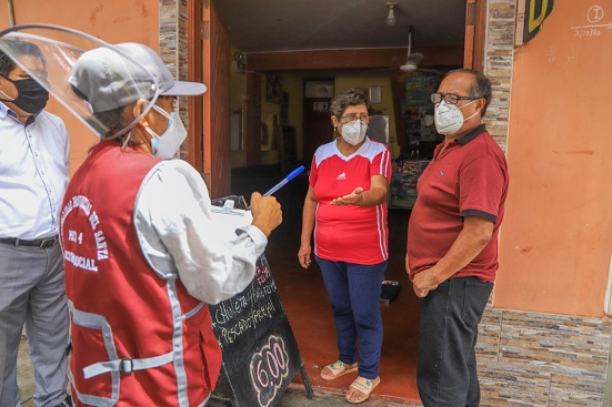 Empadronan a mayores de 60 años y personas vulnerables para ser atendidos con Operación Tayta