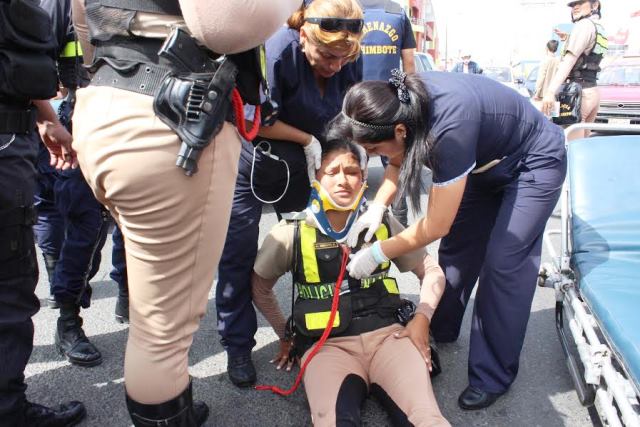Chimbote: Conductor de station wagon atropella a policía fénix