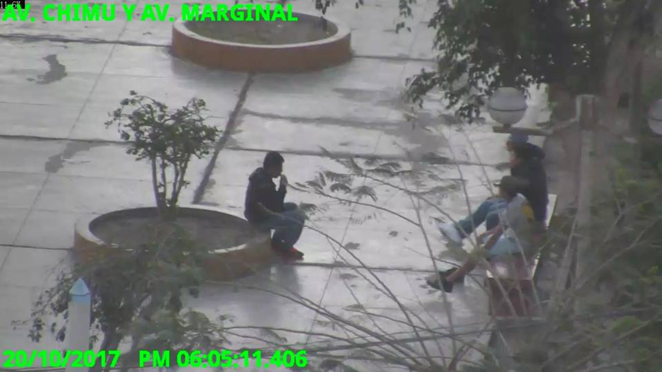 Cámaras de videovigilancia de la MPS capta a jóvenes consumiendo sustancias alucinógenas en parque