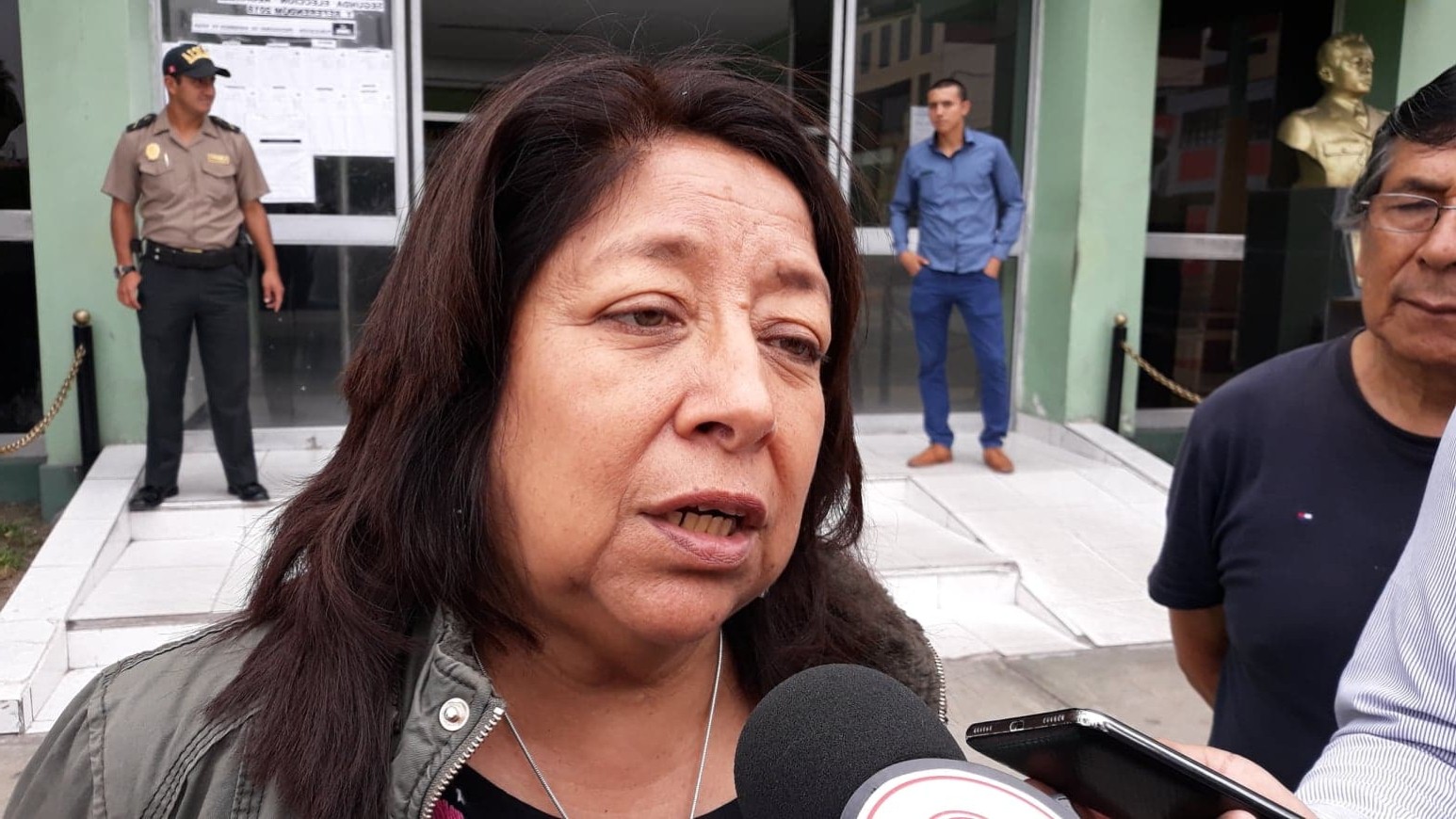 Congresista Foronda dijo que Leyla Chihuán ofendió al pueblo al decir que su sueldo no le alcanza
