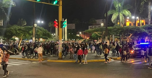 Centro de Chimbote fue un caos en “San Pedrito”, pobladores se olvidaron de la pandemia