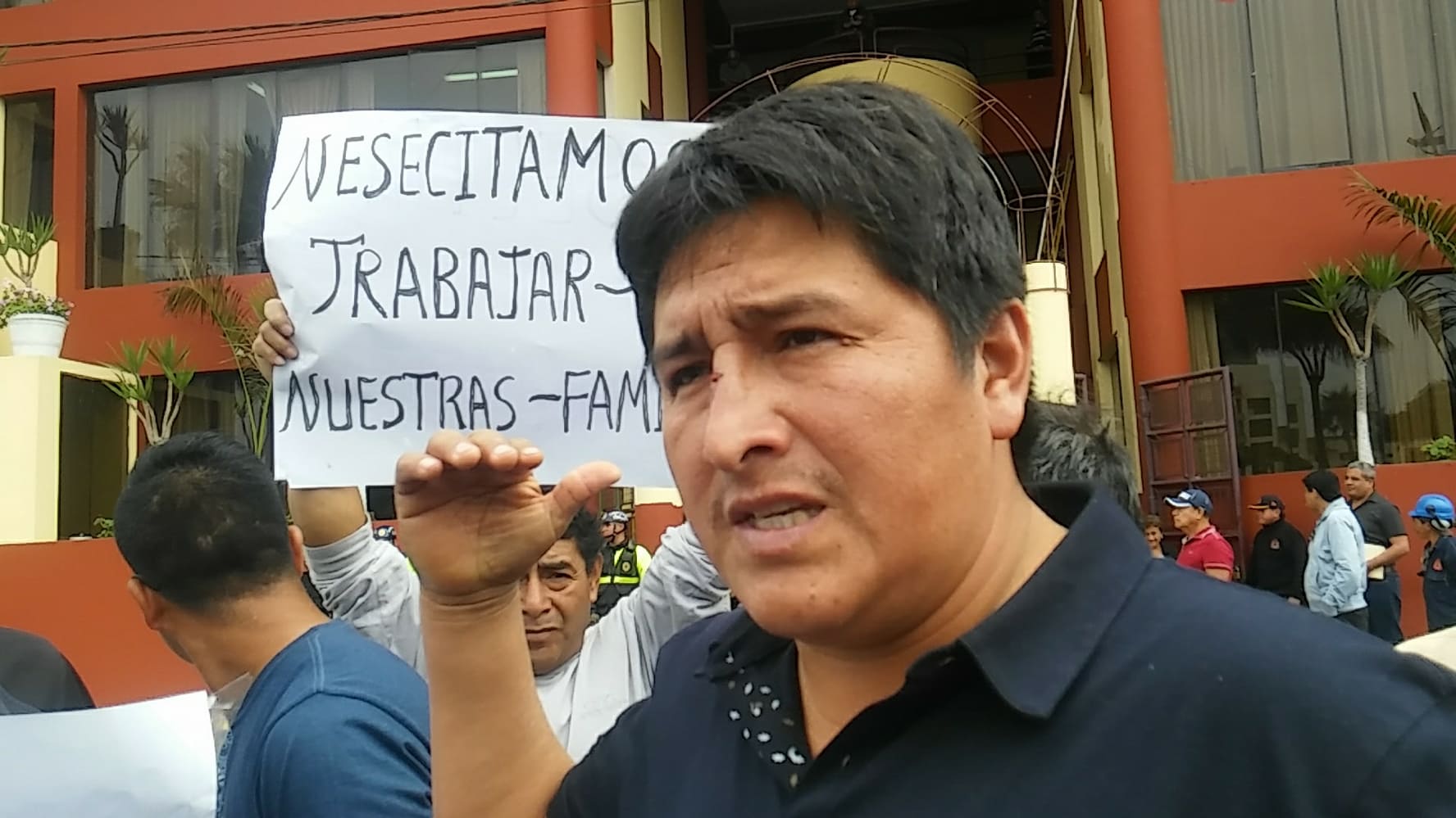 Colectiveros de Chimbote-Trujillo vuelven a exigir que los dejen trabajar 