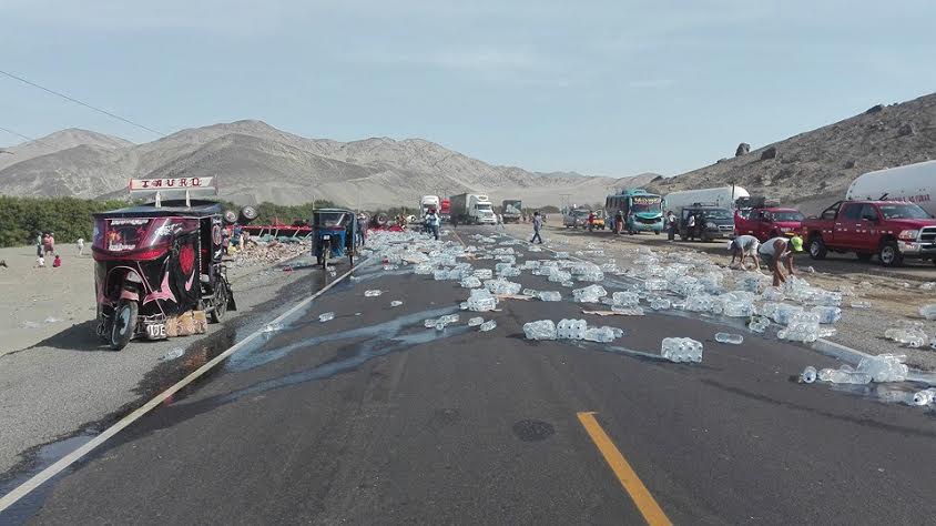 Samanco: violento choque entre auto y tráiler dejó ocho heridos 