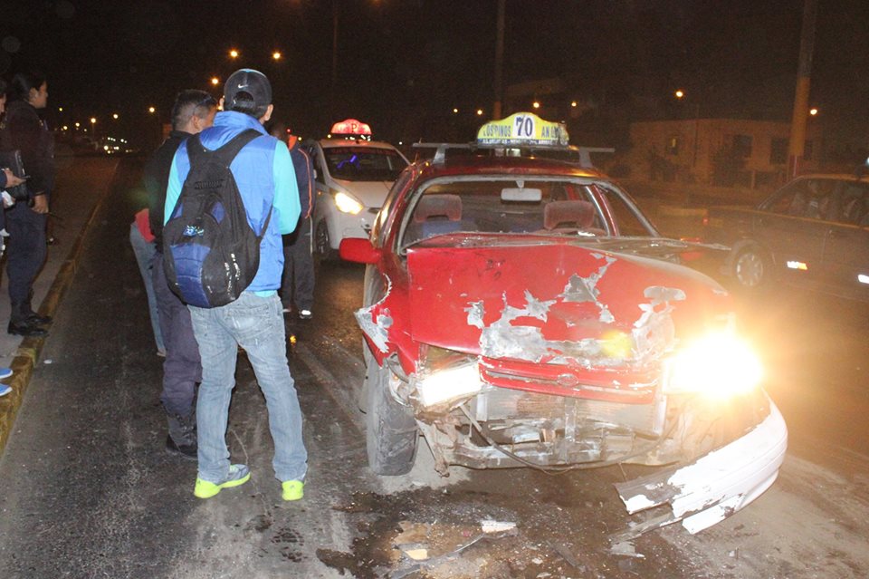 Chimbote: choque entre dos vehículos de colectivos dejó como saldo tres personas heridas