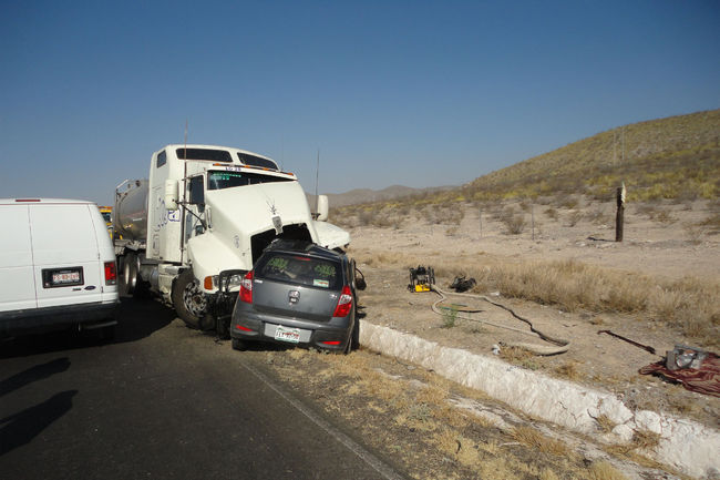 Esposos e hija mueren en accidente de tránsito en casma