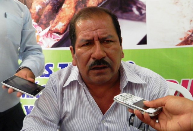 Anuncian cambio de director de hospital La Caleta