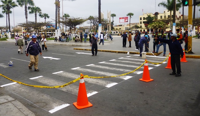 Cierran calles para impedir que transportistas realicen protesta