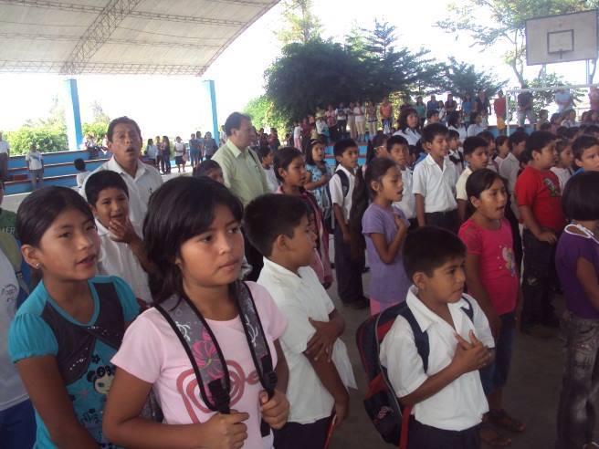 Más de 109 mil escolares de la provincia del Santa regresaron a las aulas 