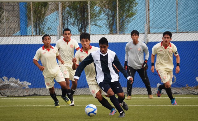 Clásico peruano dio inicio a la Semana Cívica de Nuevo Chimbote