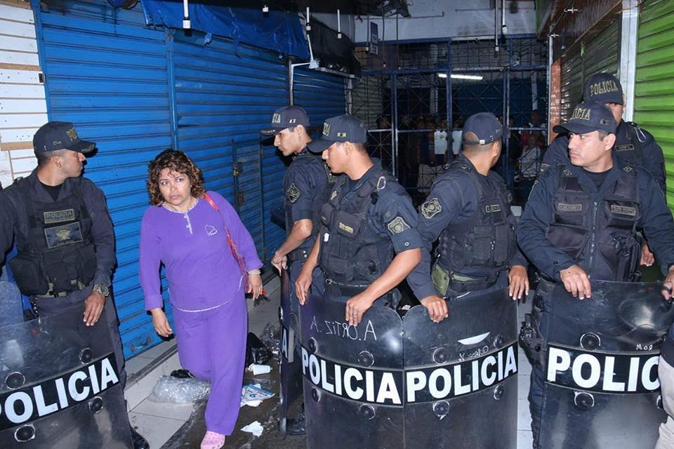  Municipalidad Provincial clausuró hoy el Mercado Modelo de Chimbote