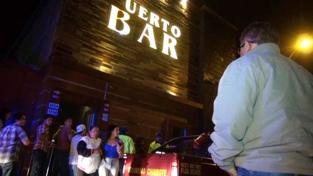 Chimbote: Clausuran discoteca "Puerto Bar" por vender licor a menores de edad 