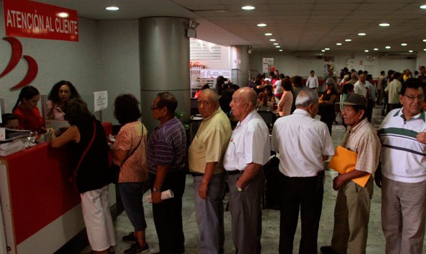 Más de medio millón de pensionistas inician hoy cobro de pensión y gratificación
