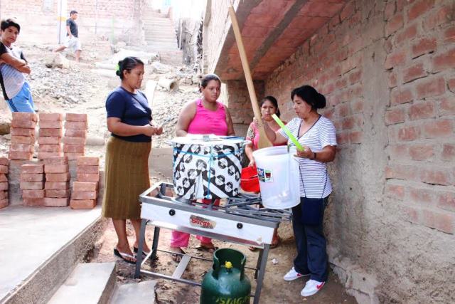 Municipio de Coishco entregó utensilios de cocina a 29 bases del Proval